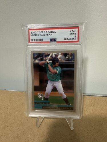 2000 Topps Traded Miguel Cabrera Rookie Card 2000 T40 - PSA 9