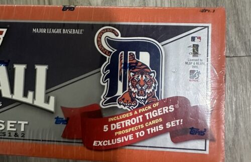 BRAND NEW TOPPS 2005 BASEBALL COMPLETE SET SERIES 1 & 2 DETROIT SEALED 738 CARDS